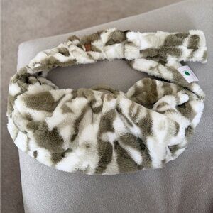 Koolaburra by UGG Pet Carrier NWT